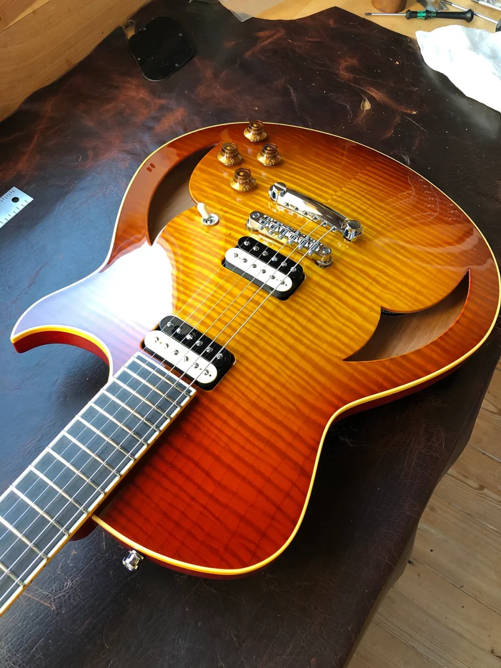 Marchione 59 Semi Hollow Body Sunburst