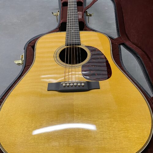 Martin D28 – Gloss Madagascar