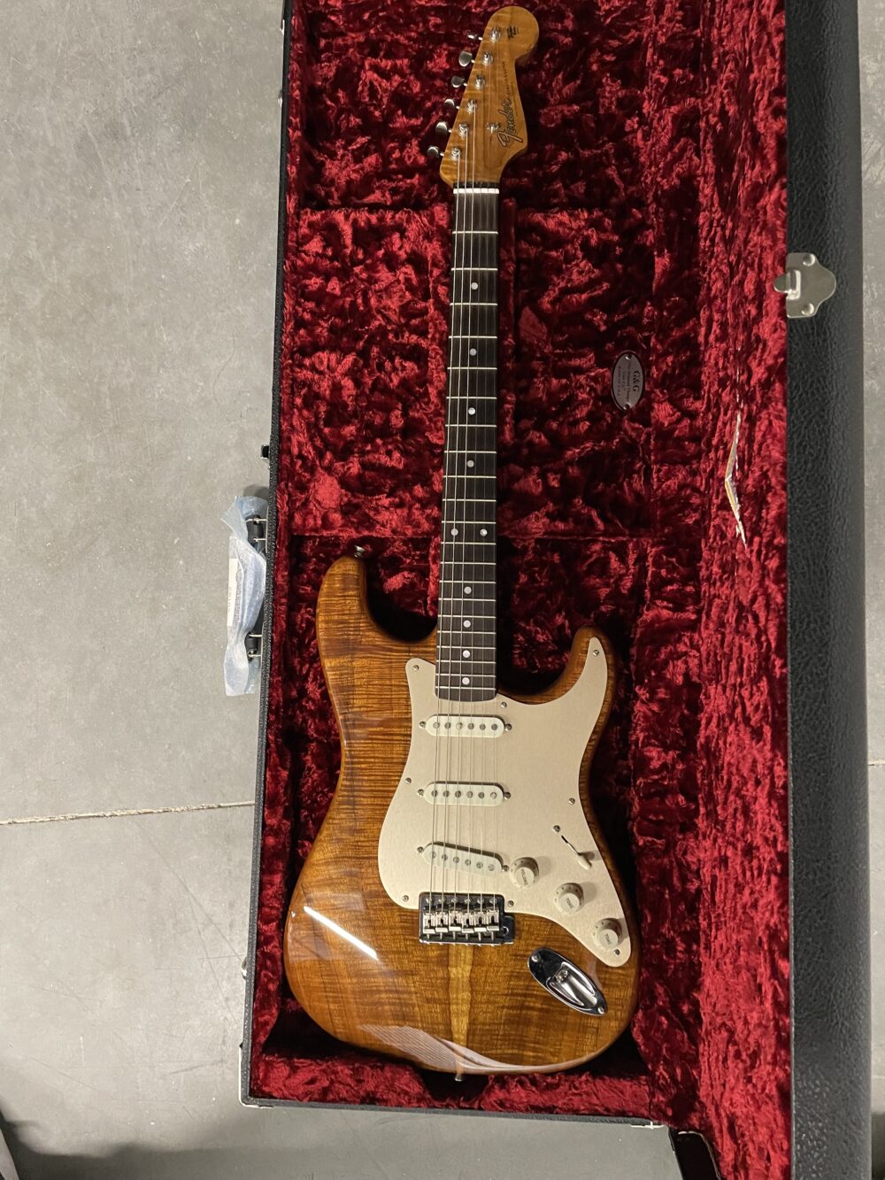 Fender Custom Shop Artisan Koa Stratocaster-2018 - Image 3