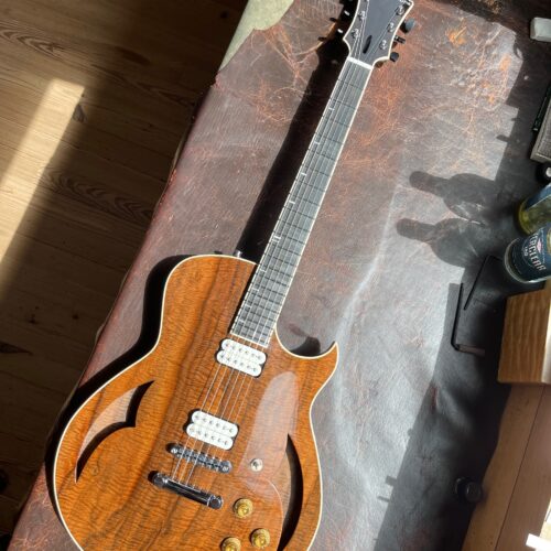Marchione 59 Semi Hollow Body Claro Walnut